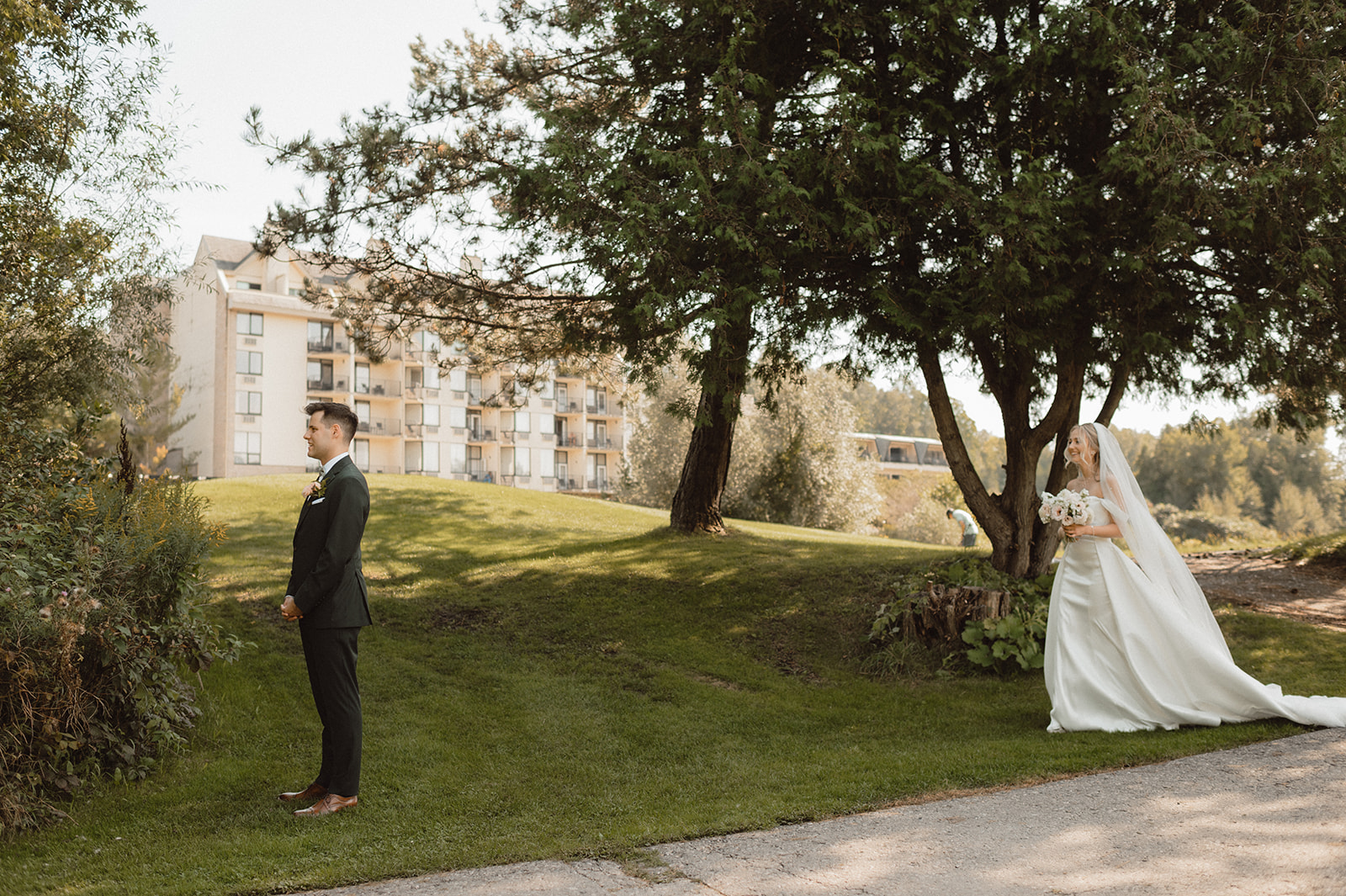 Wedding ceremony at Hockley Valley Resort